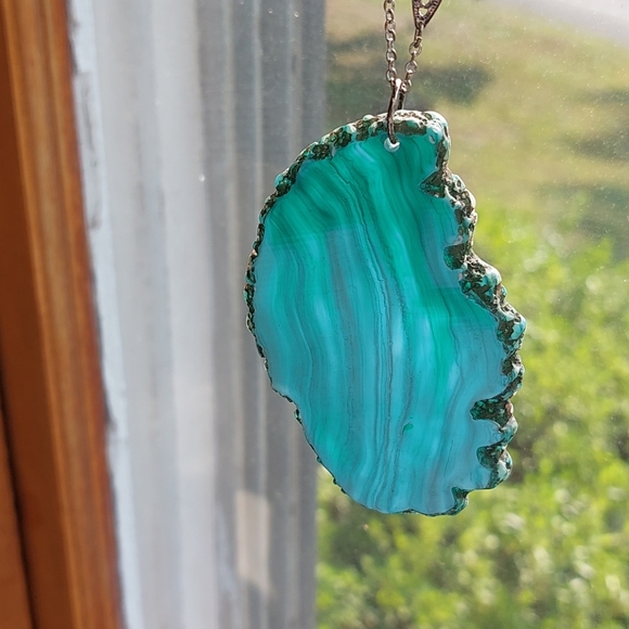 Boho dyed agate slice layered necklace - Picture 2 of 6
